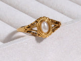 Load image into Gallery viewer, Pearl Ring (size 6)